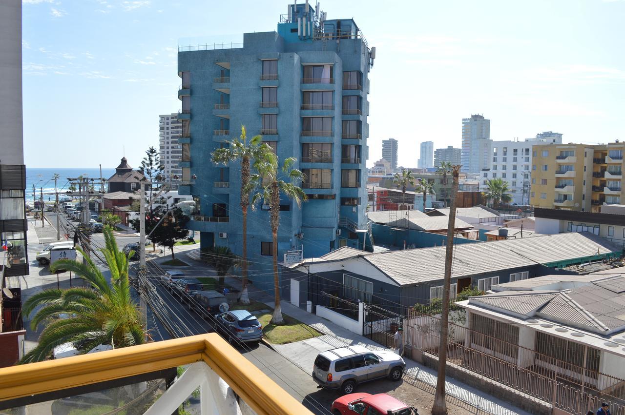 Hotel Charlie Inn Iquique Exterior photo